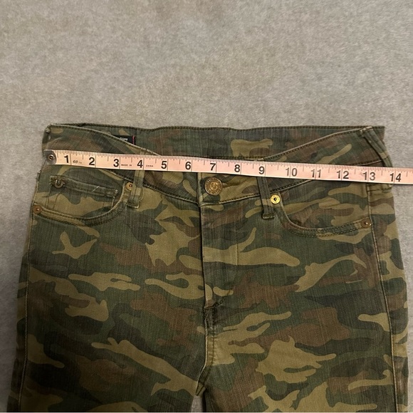 True Religion Halle Olive Camo Jeans Mid Rise Super Skinny size 26 - Picture 6 of 10